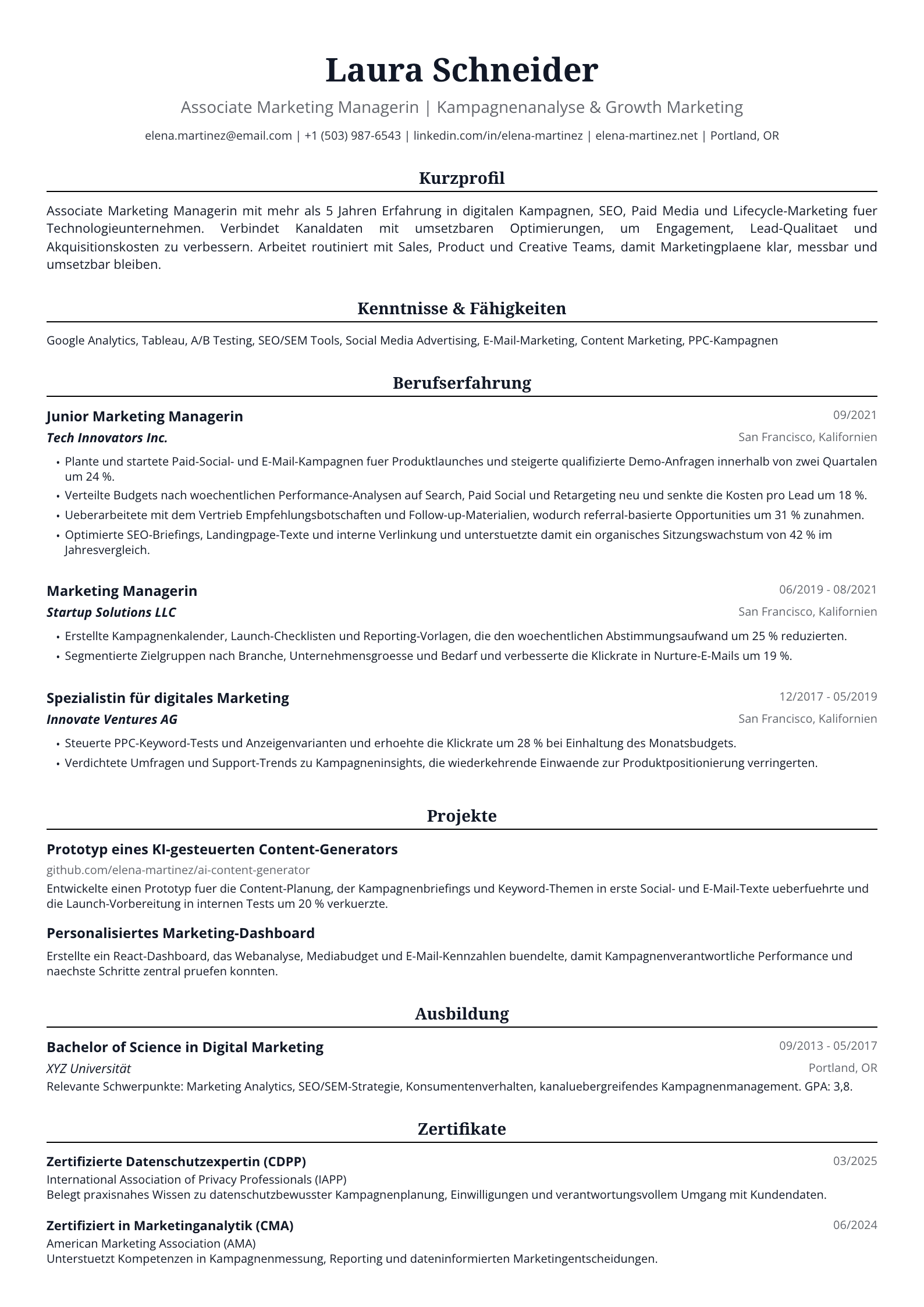 Associate Marketing Managerin